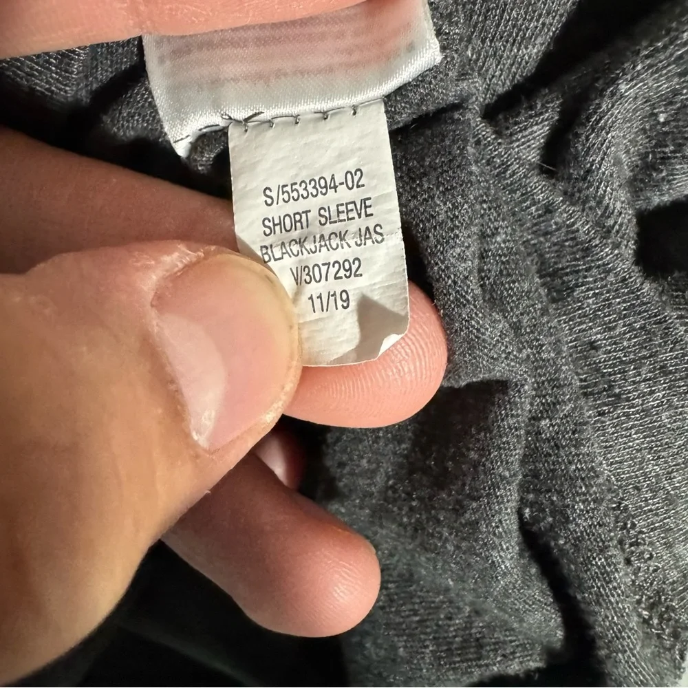 Old Navy T-Shirt Boy Size Medium 8 Be Kind Grey Gray Short Sleeve
